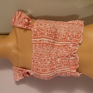 💙NWT SALTY LEMON CROP TOP